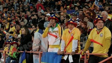 Fanii i-au cerut demisia lui Lucescu jr!** "E urât! Nu selecționerul intră în teren! Am jucat foarte prost!"