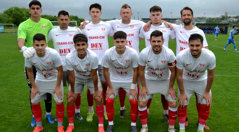 Gloria Lunca Teuz Cermei se desparte, teoretic, după 9 ani de Liga 3. Șeful său ia în calcul o posibilă invitație din partea FRF: ”Nu am intrat în jocuri de culise! Am făcut lucruri corecte”