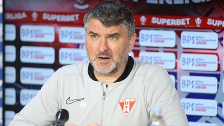 Suporterii celor de la UTA l-au băgat în ședință pe Adi Mihalcea și pe jucătorii săi: „Treziți-vă la realitate!”