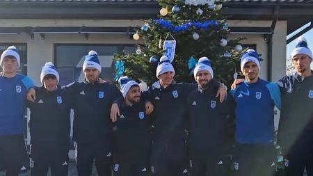 Jucătorii lui FCU 1948 Craiova au împodobit bradul. Sărbători fericite din partea alb-albaștrilor din Bănie. Florin Costea a fost și el prezent la eveniment! VIDEO