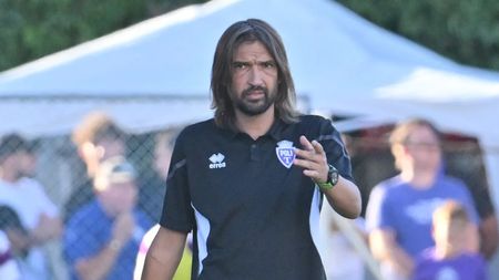 Imagini neverosimile: Dan Alexa s-a luat la pumni cu un fotbalist al adversarei!