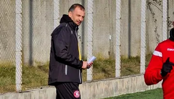 A semnat și a condus primul antrenament la CS Tunari. Prima reacție a lui Dinu Todoran după preluarea echipei