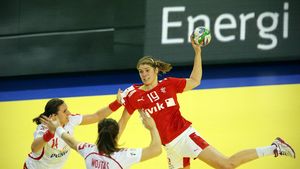 Transferuri importante anunțate de CSM București de sărbători: "Line Jorgensen și Maria Fisker vin în ianuarie la București pentru vizita medicală". Cristina Neagu, în capul listei de achiziții