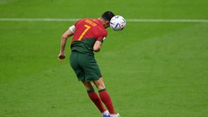 Tehnologie de înalt nivel la Mondialul din Qatar: motivul incredibil pentru care mingile sunt încărcate precum un smartphone, la curent electric | FOTO