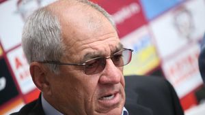 "Mă bucur că am re-re-re-debutat** la Rapid cu o victorie!"