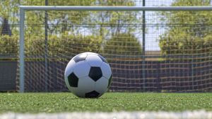 Se poate mai rău ca în România. S-a întâmplat în Bulgaria: clubul și-a cerut scuze, după ce a ținut moment de reculegere pentru fotbalistul care n-a murit!