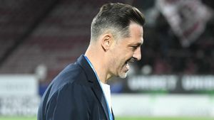 Universitatea Craiova, la primul meci oficial din istorie cu o echipă poloneză. Dar, oltenii au mai jucat în cupele europene în Polonia