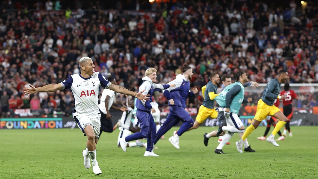 Notele după finala spectaculoasă din Europa League, Tottenham - Man. United 1-0. Londonezii lui Radu Drăgușin cuceresc primul trofeu european după 42 de ani