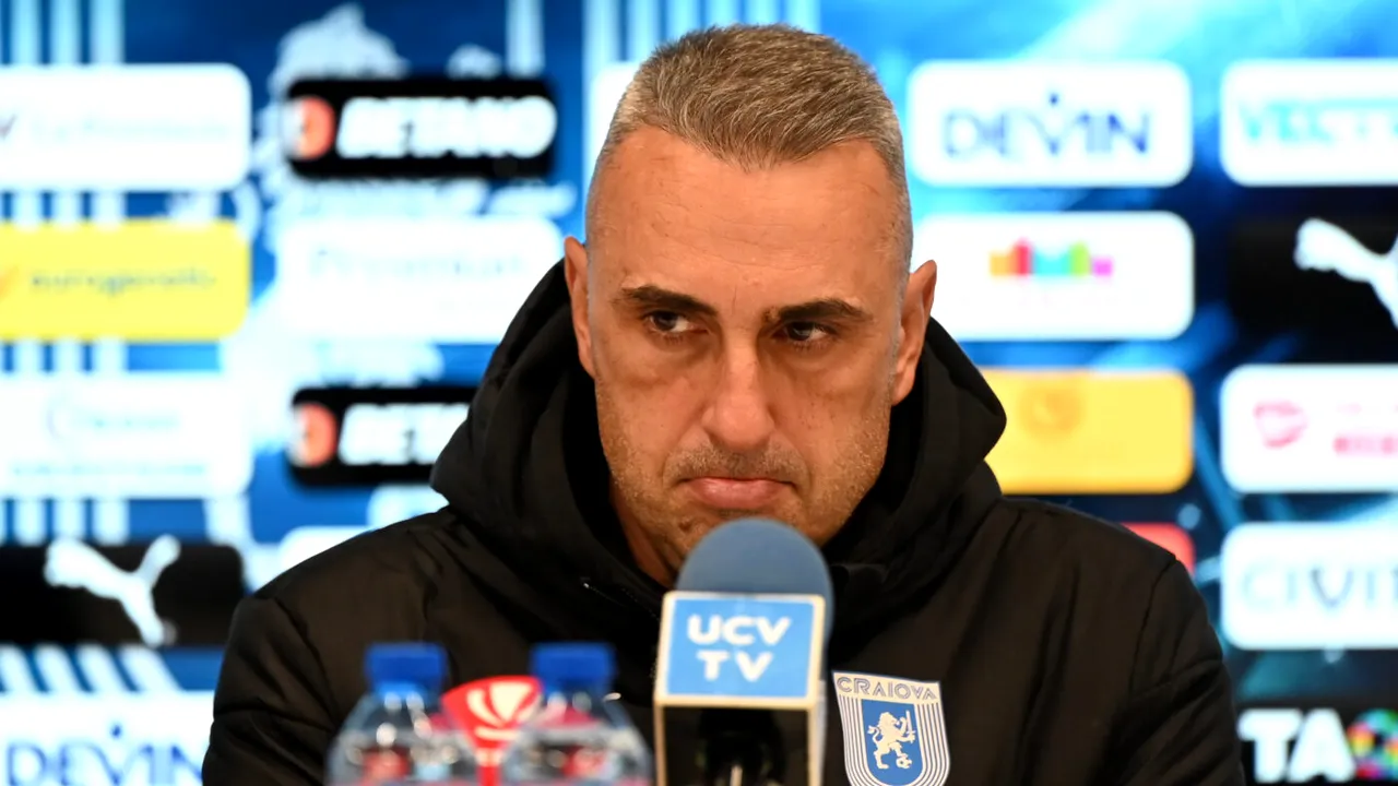 Lui Ivaylo Petev i-a sărit ţandăra în timpul conferinței de presă, când i s-au reproşat rezultatele slabe ale Universităţii Craiova: „Dacă aveam 5-0 la pauză nu mă mai întrebai asta!”