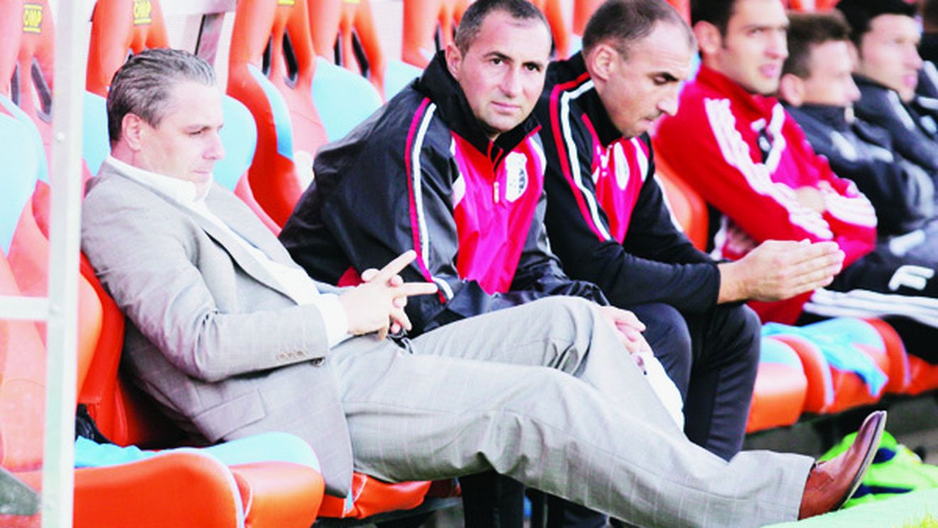 Șumudică a slăbit cinci kilograme!** Ce "dușman" l-a dat peste cap înaintea meciului cu Steaua