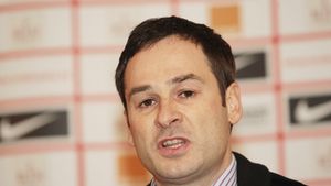 Alba-neagra cu soarta lui Dinamo! **Negoiță a lăsat clubul fără niciun ban în cont