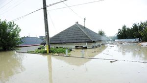 Un fost mare rugbist, cu inimă mare: și-a donat casele sinistraților!