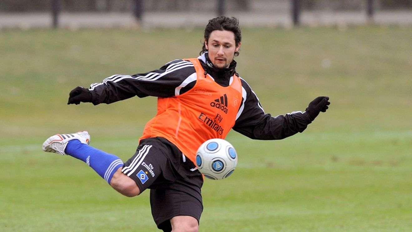 Românul Streit, scuipat și înjurat de fanii lui Schalke!