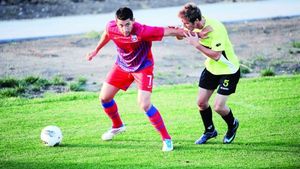 Florin Costea e gata să debuteze pentru Steaua!** Atacantul merge la Mediaș