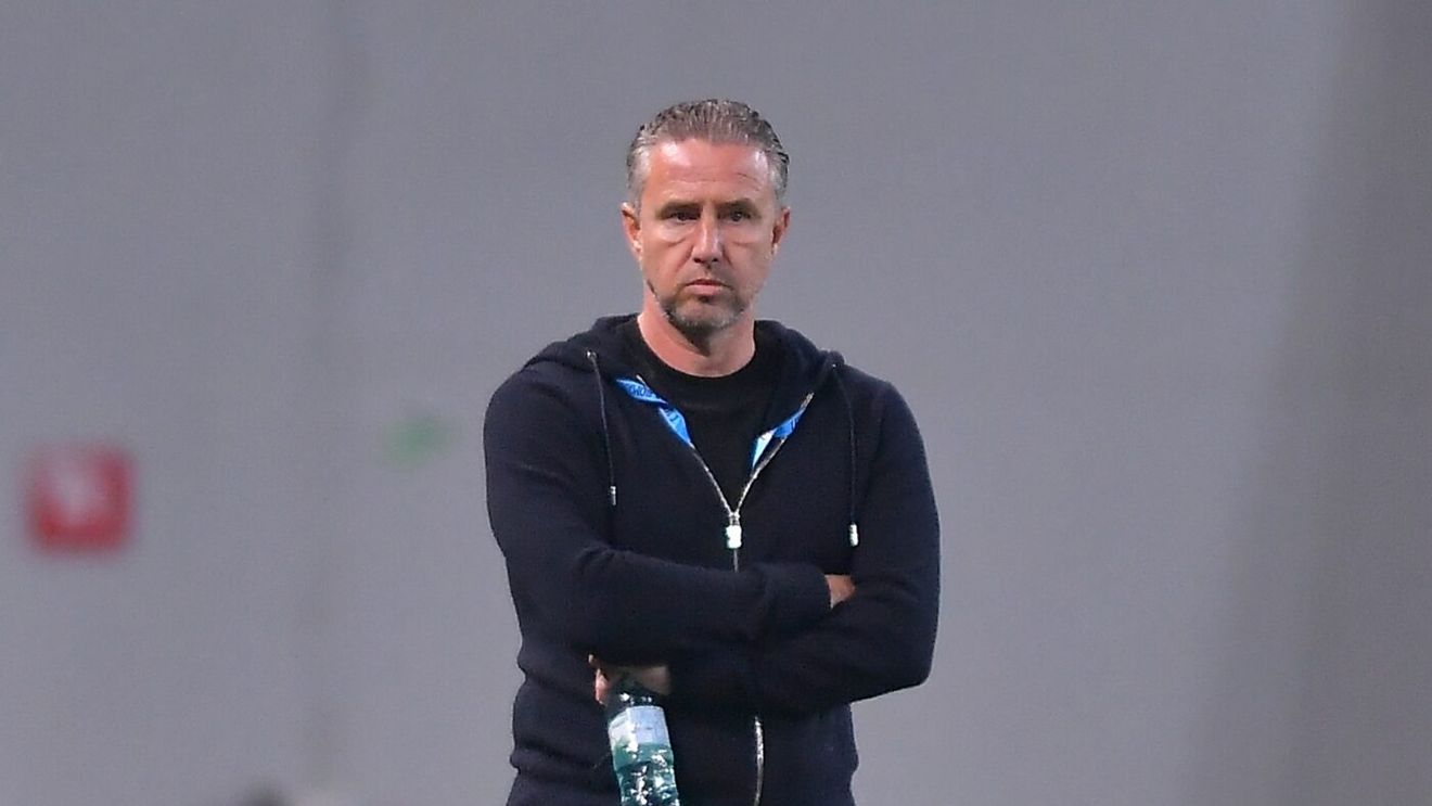 Reghecampf, „pradă sigură” pentru tunisieni! Vor să-l „jupoaie” de 600.000 de dolari pentru că a fugit la FCSB