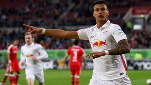 "Scăparăm de sperietoare, dădurăm de...". RB Leipzig poate veni în România, după ce anul trecut RB Salzburg a zdrobit Viitorul lui Hagi. Totul despre echipa germană care vrea să facă ravagii în Bănie. 11-le tip al nemților