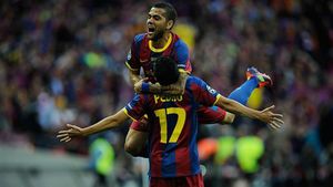 Anunțul făcut de Dani Alves în privința viitorului lui, chiar înainte de disputa cu PSG: "Sunt fericit la Barcelona"
