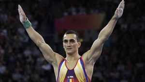 Fostul mare gimnast Marian Drăgulescu este foarte încântat de evoluția lui Gabriel Burtănete la Mondialele de la Liverpool. „Dacă face asta va fi pe podium" | EXCLUSIV
