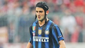 Antrenorul lui Inter este încântat de evoluția lui Chivu cu Hellas Verona:** "Am recuperat un om de bază"