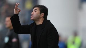 Peseiro speră: "Dacă învingem Buzăul, avem șanse la titlu!"