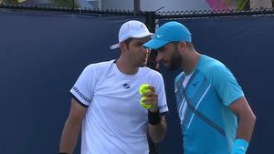 Horia Tecău, victorie mare la Miami alături de noul coechipier din El Salvador! Românul e în optimile probei de dublu