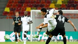 Ioan Niculae îl face din nou praf pe Budescu: "A jucat la Maccabi, nu la Astra!"