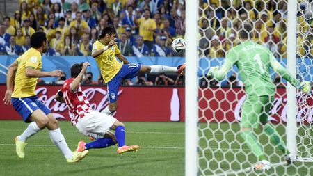 Ianis Hagi: "Brazilia e favorita mea la Mondial, îmi place Neymar"