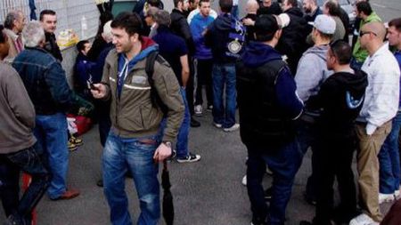 VIDEO Nebunie la Milano! Fanii lui Inter, 48 de ore în stradă pentru un bilet la finala Ligii