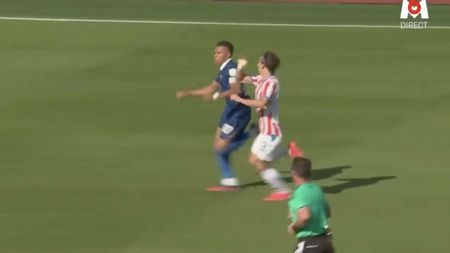 L-a făcut KO pe Mbappe în Paraguay - Franța 0-1, chiar sub ochii arbitrului