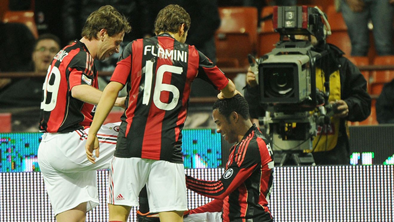 Jucătorii lui Milan vor purta în deplasarea de la Chievo tricouri ce marchează 25 de ani sub conducerea lui Berlusconi