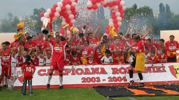 Fie vreme bună, fie vreme rea... Așa arăta Dinamo când dădea ora exactă în sportul românesc: "Asta a contat foarte mult în creșterea noastră. De aici vine spiritul de luptător, de câine până la moarte"