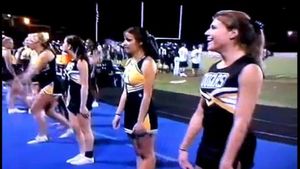 VIDEO** O majoretă a oferit FAZA ZILEI! Asta sigur te va face să râzi cu lacrimi