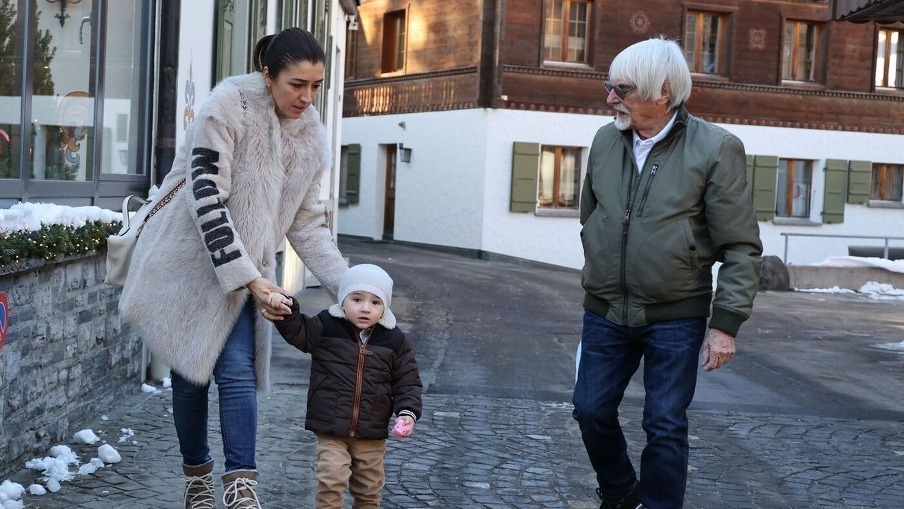 Miliardarul de 95 de ani a rupt tăcerea despre cum e viața de tată al fiilor de 70 de ani și, respectiv, de 5 ani pe care îi are