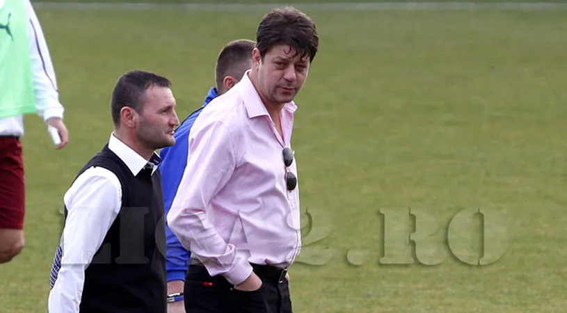 Lăzărescu:** 