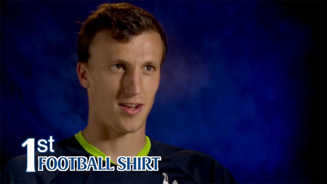 Amintiri din copilărie. VIDEO | Vlad Chiricheș: "Primul meu tricou de fotbal a fost cel al lui Ronaldo la Inter"