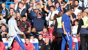 Și-a aflat pedeapsa. Ce sancțiuni a primit Marco Ianni, cel care a fost la un pas să creeze o bătaie generală la finalul meciului Chelsea - Manchester United 2-2