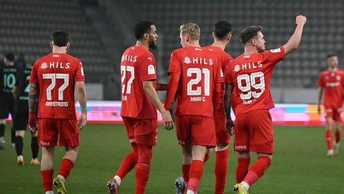 Fotbaliștii lui Dinamo au reacționat după ce au fost abandonați de suporteri la meciul de Cupă: „Eram în febra jocului”