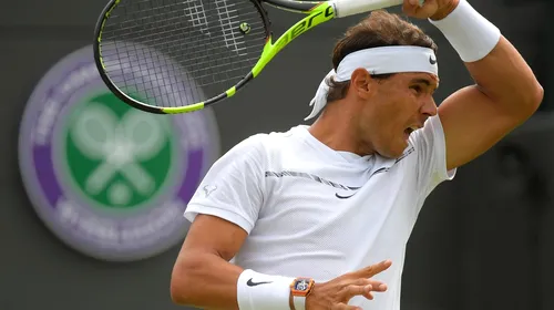 Rafael Nadal a obținut cel mai clar succes al său la Wimbledon și merge în turul secund, după victoria cu numărul 850 a carierei. Ibericul a impresionat la primul meci oficial disputat pe iarbă după o pauză de doi ani