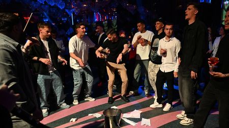 E gata să le ia locul lui Alibec și Bîrligea la FCSB. Atacantul vrea să îl convingă pe Gigi Becali: „Dau 10 goluri”