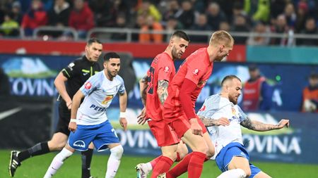 Cum arată trofeul pe care campioana Superligii îl va primi în acest sezon! Imagini spectaculoase cu "bijuteria" pentru care se luptă Gigi Becali şi Gică Hagi! | FOTO