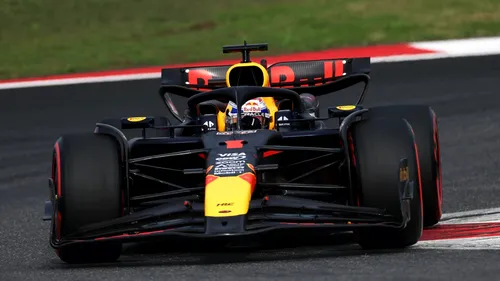 Max Verstappen e de neoprit: va porni din pole-position şi în Marele Premiu al Chinei