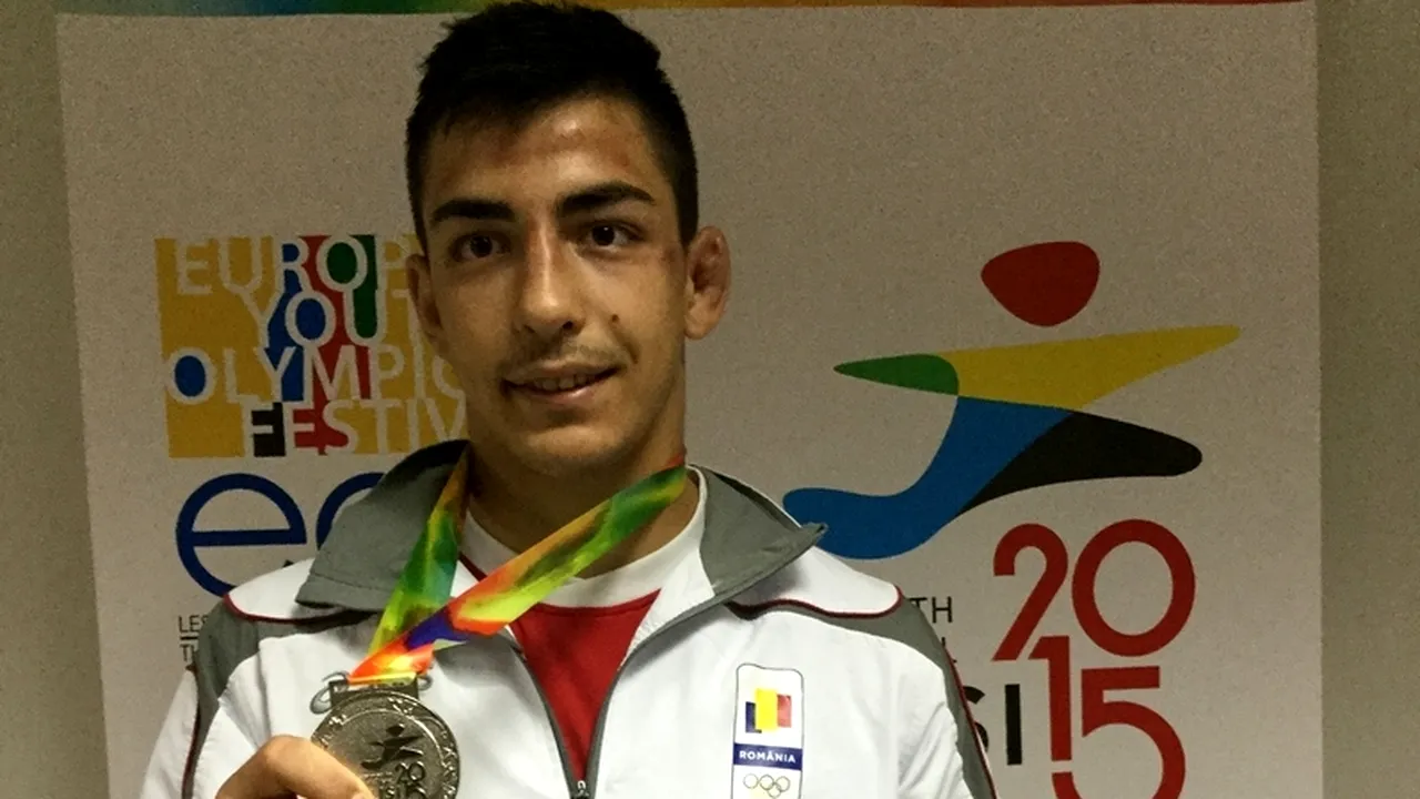 FOTE 2015 | După înot și atletism, medalie și la judo. Răzvan Adrian Ciolan a luat argint la categoria 73 kg