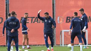 Nicolae Dică, dezvăluiri incendiare de la FCSB! Un jucător a avut probleme cu viața extrasportivă. „Închideam ochii la anumite lucruri!”
