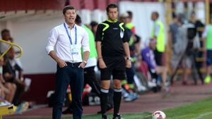 Isăilă i-a complimentat pe rapidiști: "Mi-au lăsat o impresie foarte bună. Jos pălăria în fața lor"