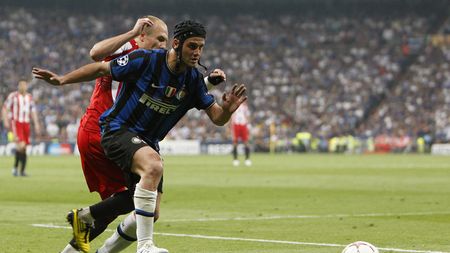 Chivu îi poate da lui Inter cea mai mare lovitură a verii!** Are ofertă de la cea mai TITRATĂ‚ echipă din Serie A: "Mai poate juca la nivel înalt câțiva ani"