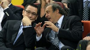 Platini are o nouă idee revoluționară:** "EURO, organizat în 12 sau 13 orașe din toată Europa!" Cum ți se pare?