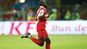 N'Doye a refuzat 200.000 de euro **CASH!