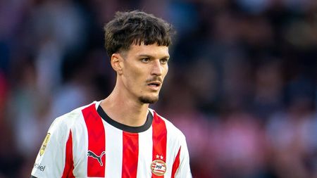 Dennis Man, desființat pur și simplu de fanii lui PSV. S-au năpustit împotriva lui: „Transfer ratat!”