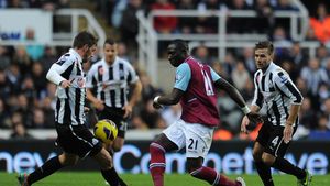 "Dosarul transferurilor" a "explodat" în Anglia! Descinderi la două echipe de tradiție și ARESTĂ‚RI în această dimineață