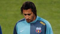 Cum arată Carlos Fernandes la 46 de ani: portarul excentric de la FCSB